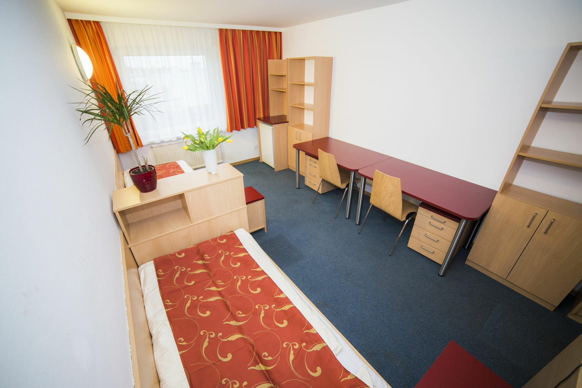 Mynext - Westbahnhof One Vienna
